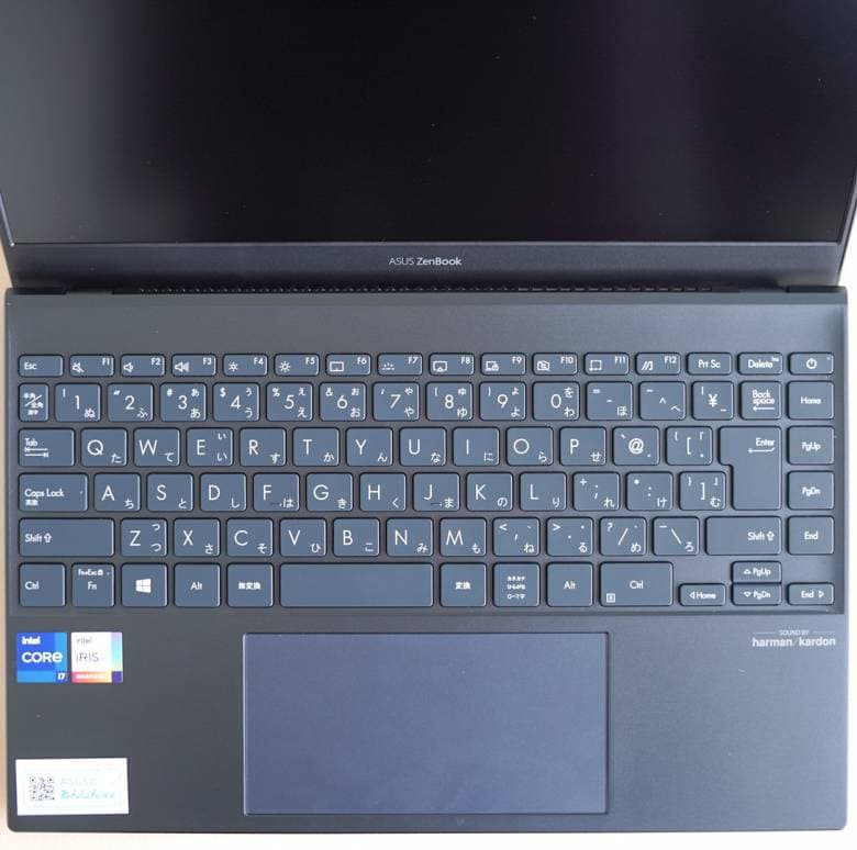 ASUS ZenBook 13 UX325EAのキーボード