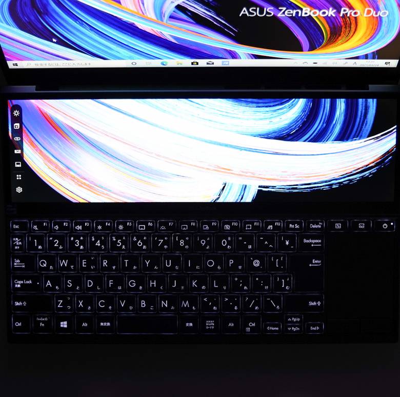 ZenBook Duo 14 UX482のキーボードはバックライト搭載