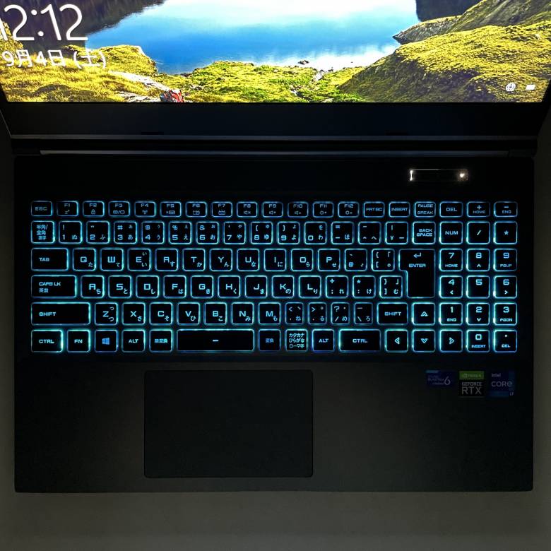 ドスパラraytrek R5-AA6のキーボードはバックライト付き