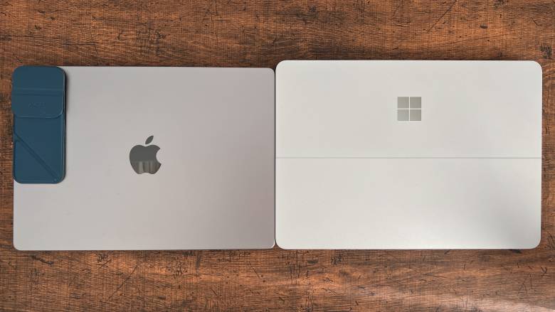 Surface Laptop Studioのサイズは323.28 x 228.32 x 18.94 mm