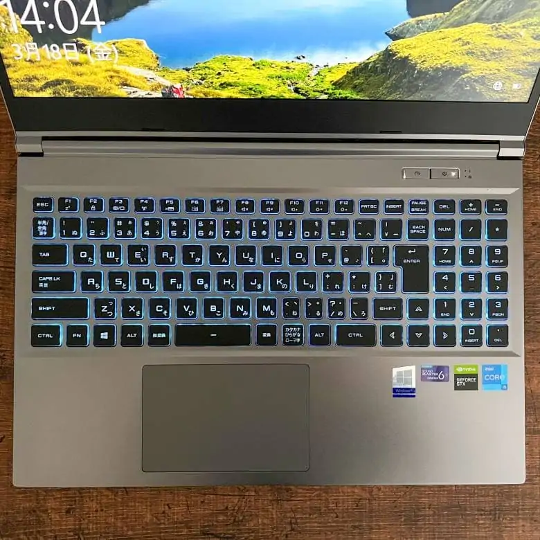 ドスパラraytrek G5-TAのキーボードはバックライト搭載