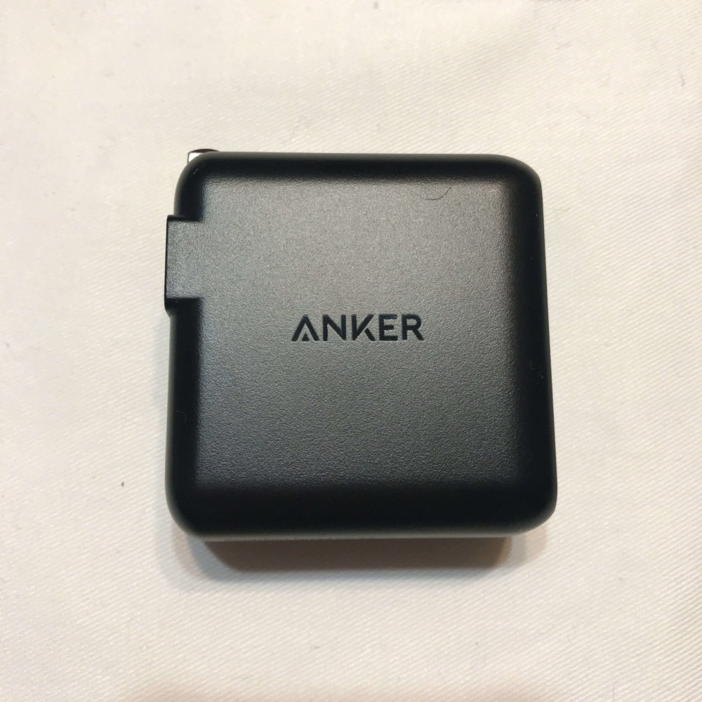 Anker PowerCore+ 19000 PDのUSB-C急速充電器(ACアダプタ)