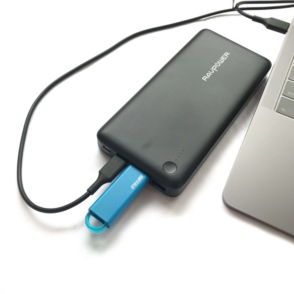 RAVPower 20100mAh USB Type-CモバイルバッテリーはUSBハブ機能も搭載