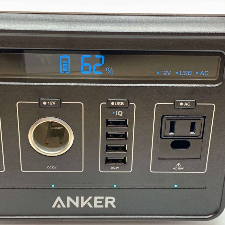 Anker PowerHouseは3種類の端子の同時使用もできる