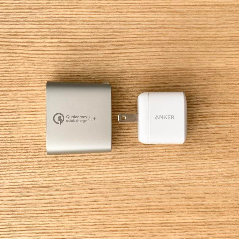 Belkin Boost Charge USB充電器 Quick Charge 4+とAnker PowerPort Atom PD 1のサイズ比較