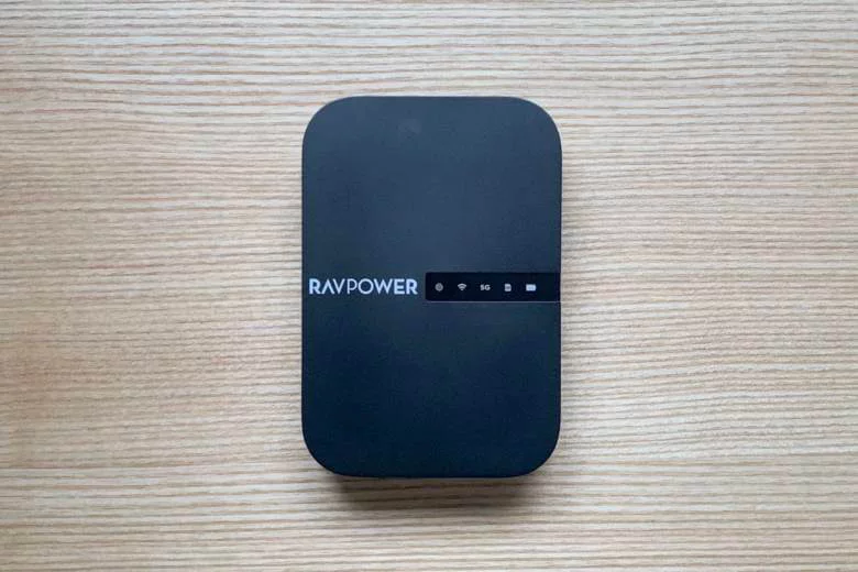 【RAVPower FileHub RP-WD009レビュー】モバイルバッテリーと 