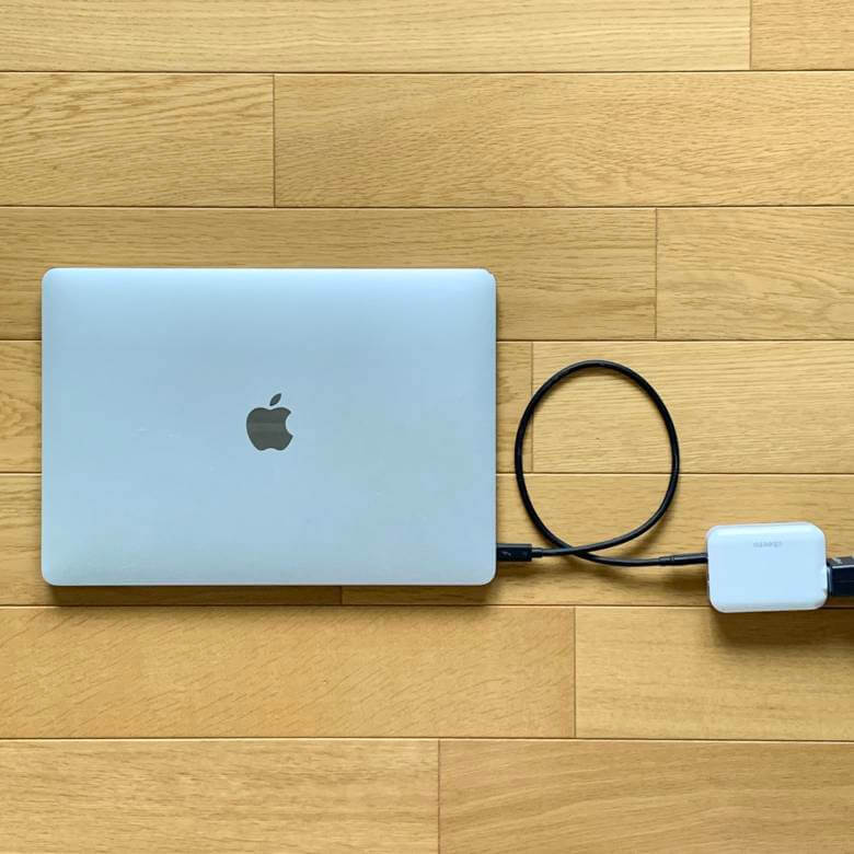 cheero Smart USB Charger 48WはMacBookなど一部のノートPCでも充電可能