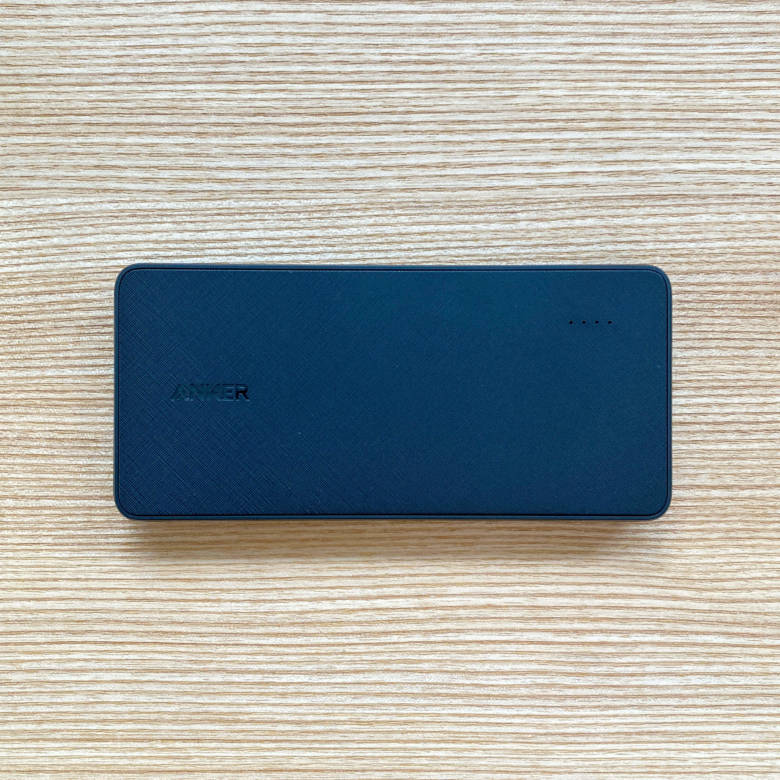 Anker PowerCore+ 10000 with built-in USB-C Cableの外観