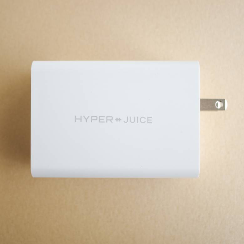 HyperJuice GaN 100W Dual USB-C/USB-Aは4ポートタイプのUSB急速充電器