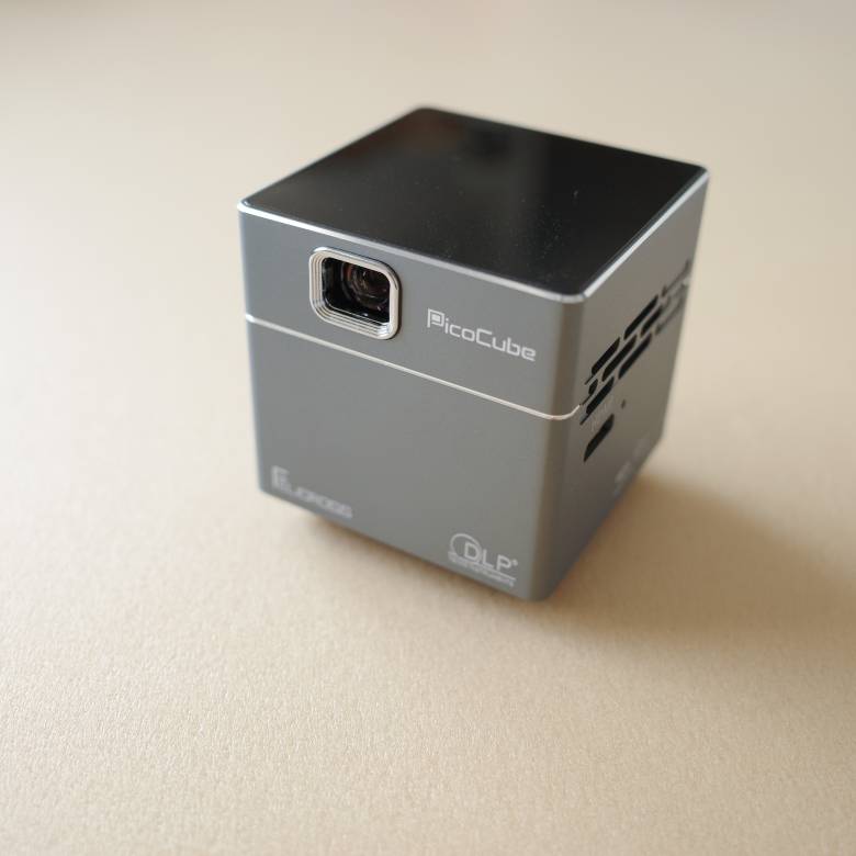 テレビ/映像機器 プロジェクター Pico Cube Xレビュー】180gを切るAndroid搭載の超小型モバイル 