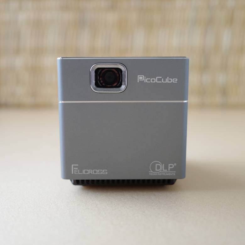テレビ/映像機器 プロジェクター Pico Cube Xレビュー】180gを切るAndroid搭載の超小型モバイル 