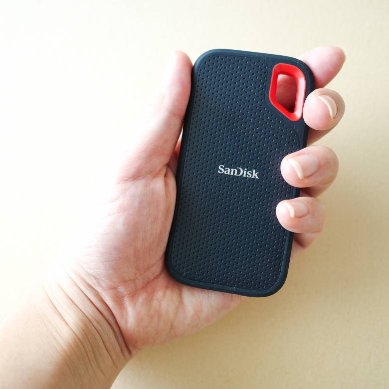SanDisk PortableSSDは1TBのポータブルSSD