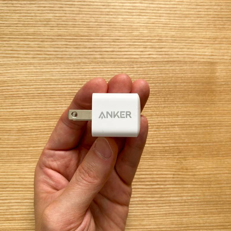 Anker PowerPort III Nano 20Wはプラグ格納不可