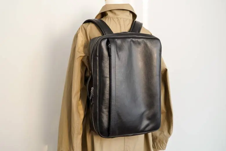 Business Leather Factoryビジネスバックパックレビュー】1万円台で買える2WAYタイプの本革リュック | マクリン