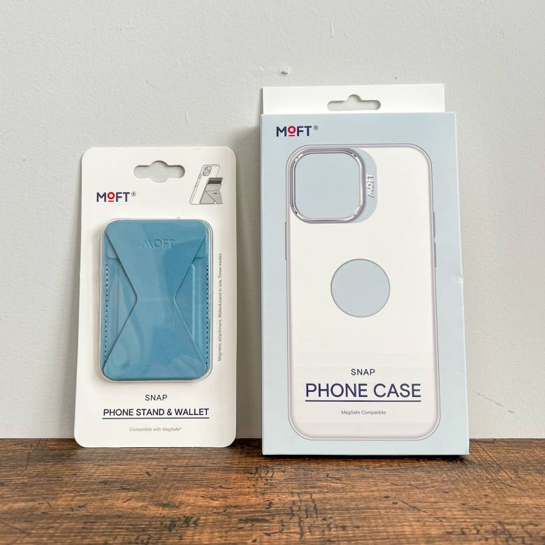 MOFT MagSafe対応iPhone13/12シリーズ用ケース＆スタンド＆ウォレットの外箱