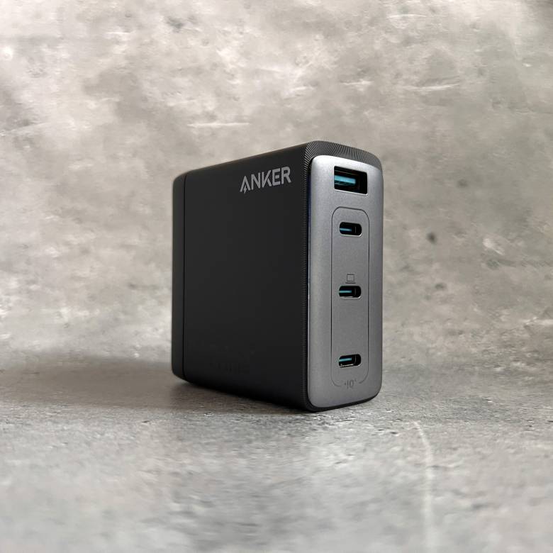 Anker 747 Charger (GaNPrime 150W)は4ポートタイプの150Wクラス充電器